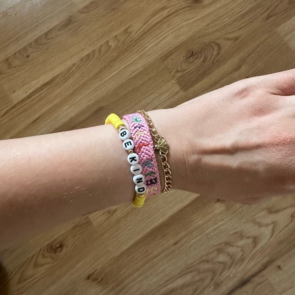 Be Kind 3 bracelet bundle - Picture 5 of 5